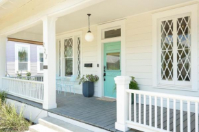 2BR 2BTH with Private Pool Riverwalk Downtown